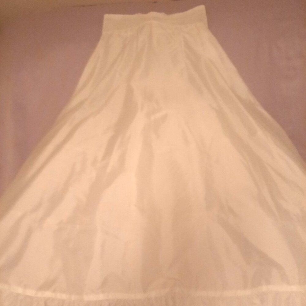 Wedding Dress Classic White Southern Sophisticated Flowy Sleeveless A Line - Picture 9 of 12